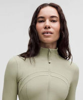 LULULEMON : Fog Green Cropped Leggings Set