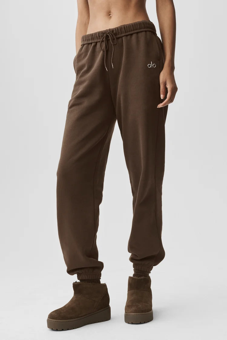 Athletic Wear: Accolade Sweat Pants Espresso
