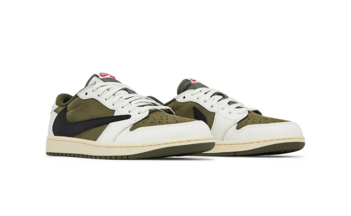Travis Scott : Olive/White