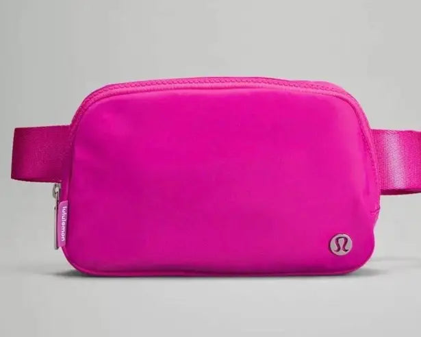 LULULEMON FUCHSIA FANNY PACK
