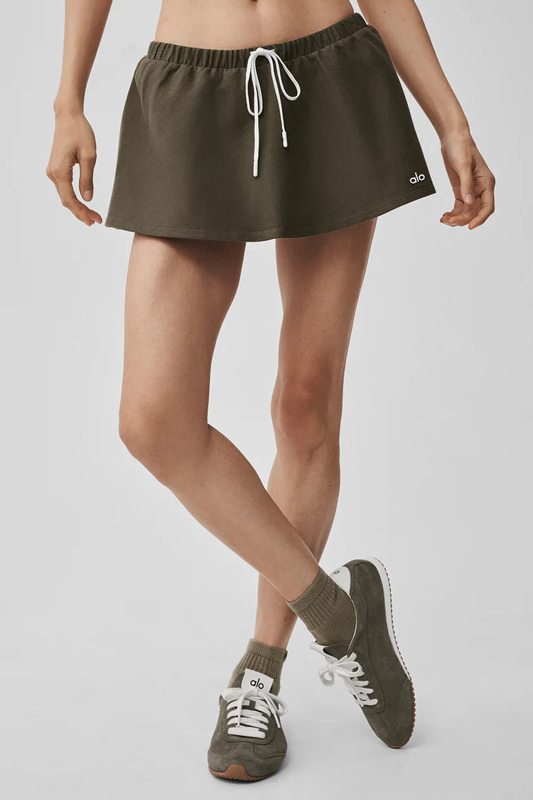 Alo: Low-Rise Fan Favorite Micro Skirt Olive Tree