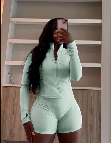 MINT 2PC SHORT SET