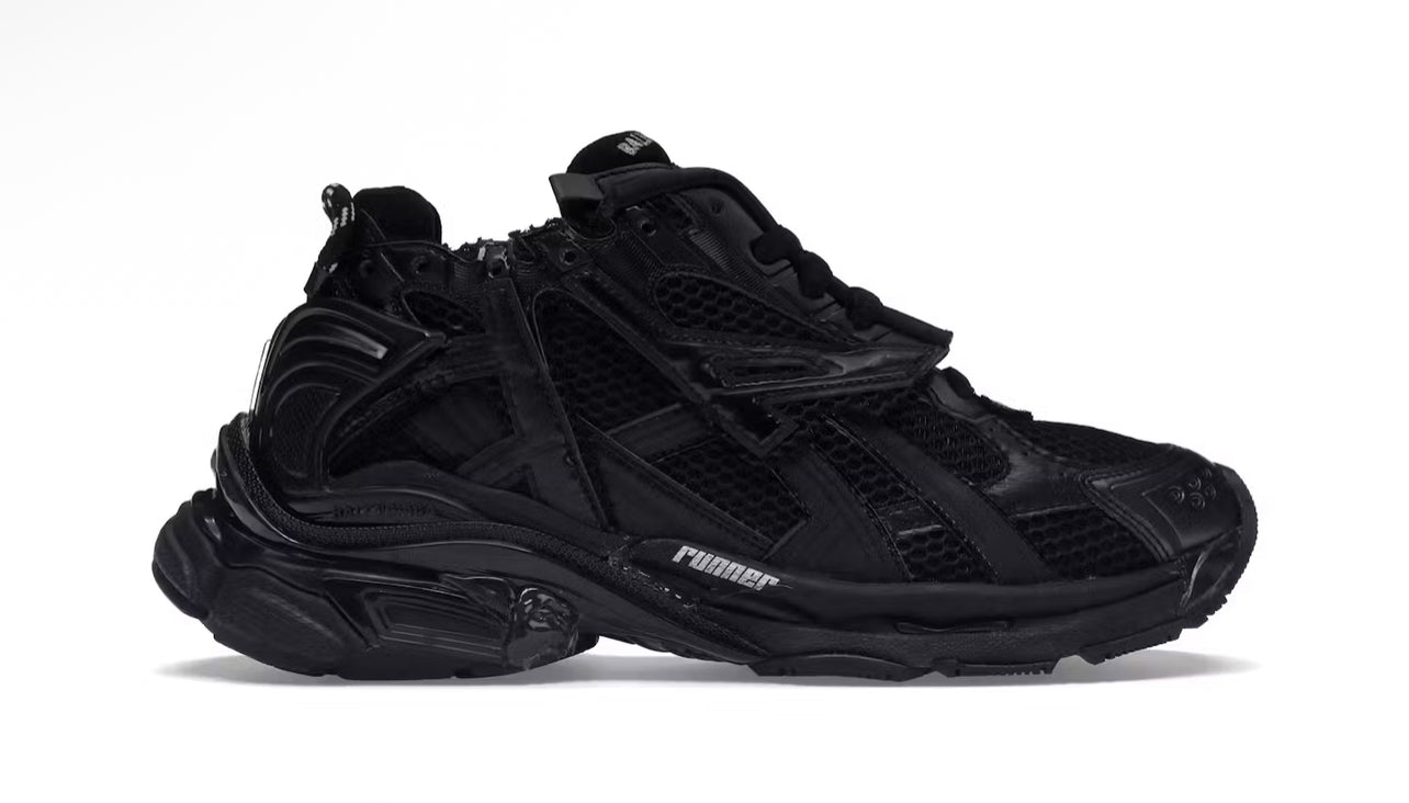 Balenciaga: Runner Black