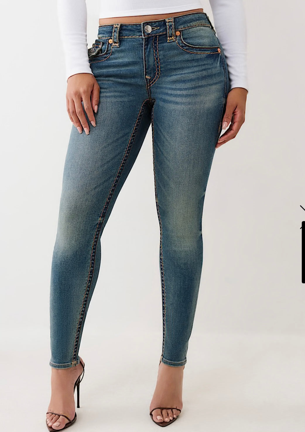 TRUE RELIGION : Jennie Midrise Curvy Jeans