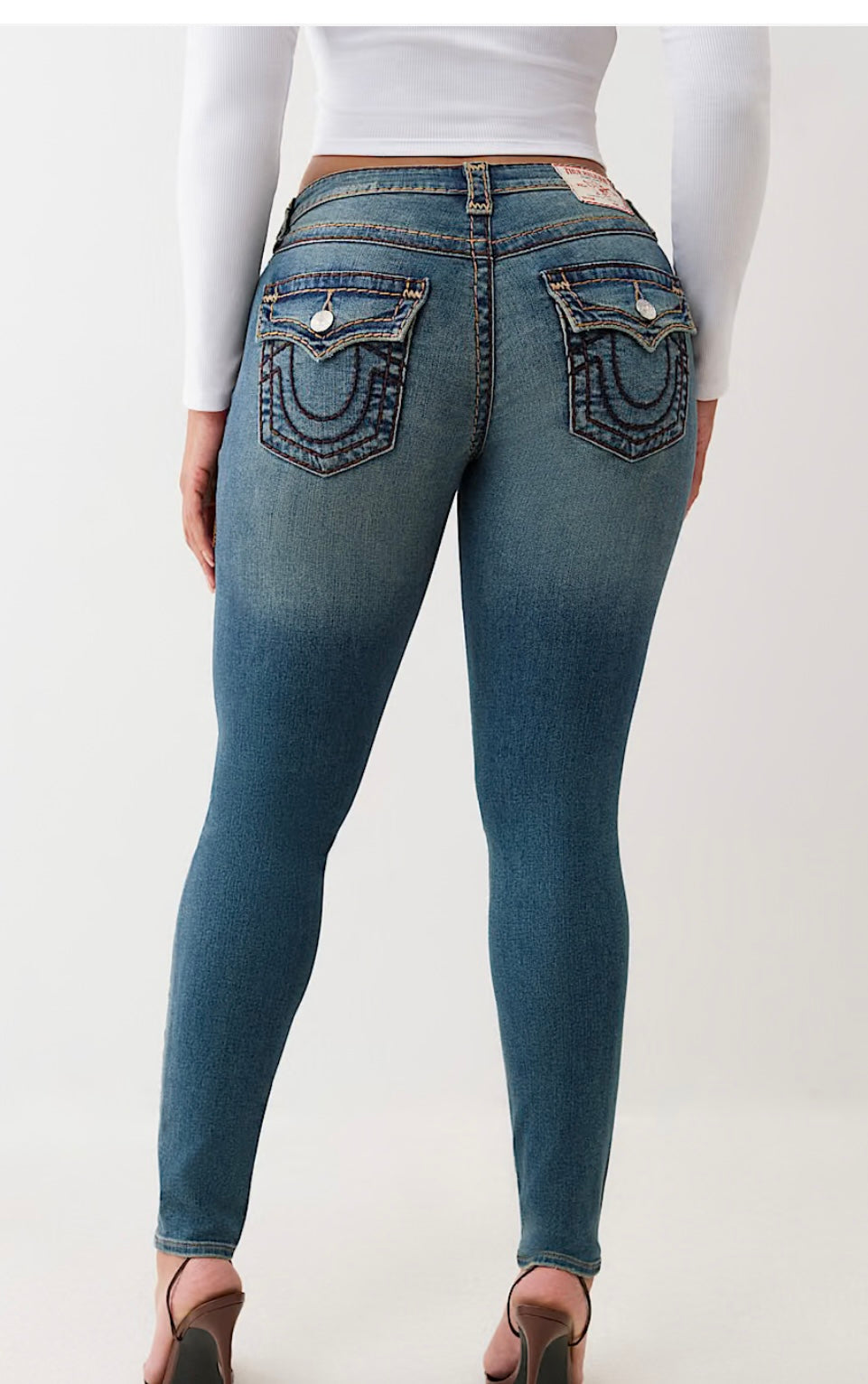 TRUE RELIGION : Jennie Midrise Curvy Jeans