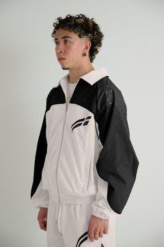 SAND WHITE / BLACK "ASTRAL" WINDBREAKER