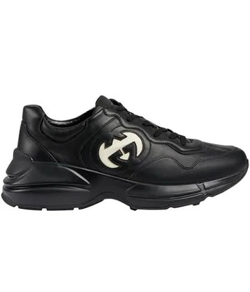 GUCCI : BLACK SNEAKERS