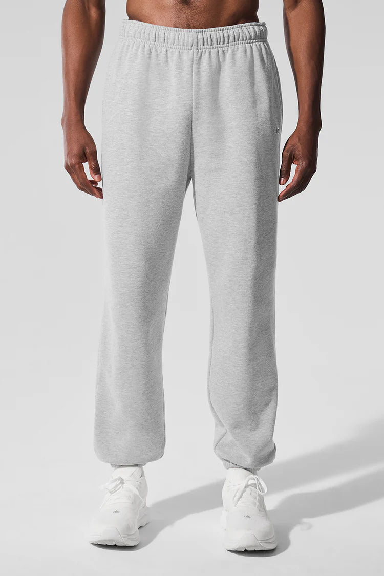 ALO: Men's Accolade Grey Zip Up Jogger Set