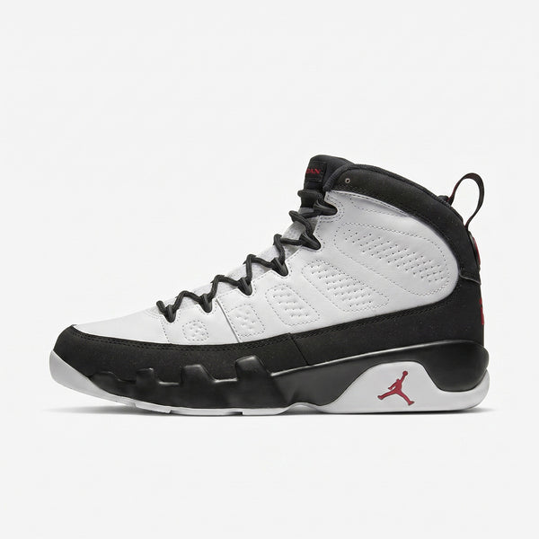 Retro 9 White/Black