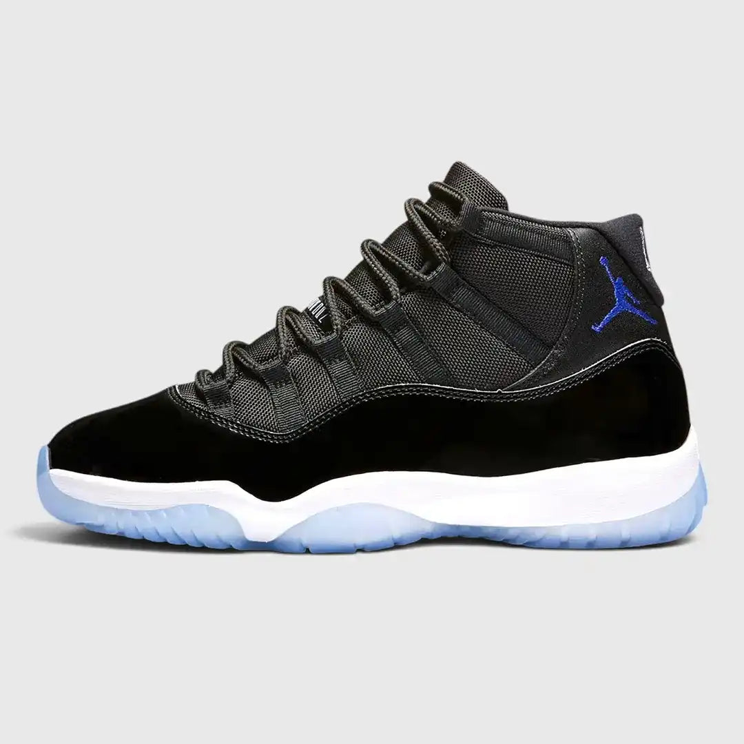 Retro 11 - Space Jams